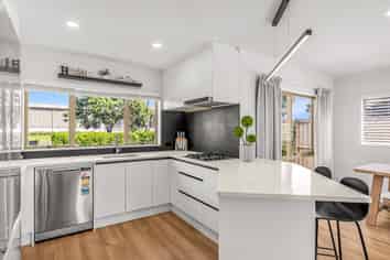 5 Moravale Lane, Flat Bush