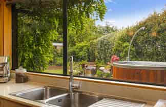 7 Westhaven Place, Redwoodtown