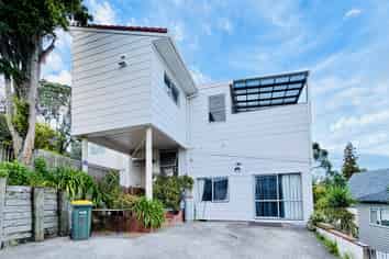 152 Weatherly Road, Torbay