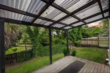 15A Vina Place, Massey