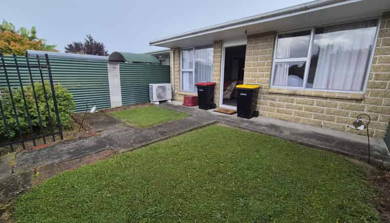 2/93 Scott Street, Burleigh