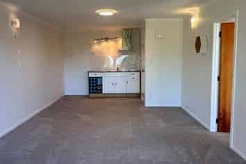 20 Old Loop Road, Ngararatunua