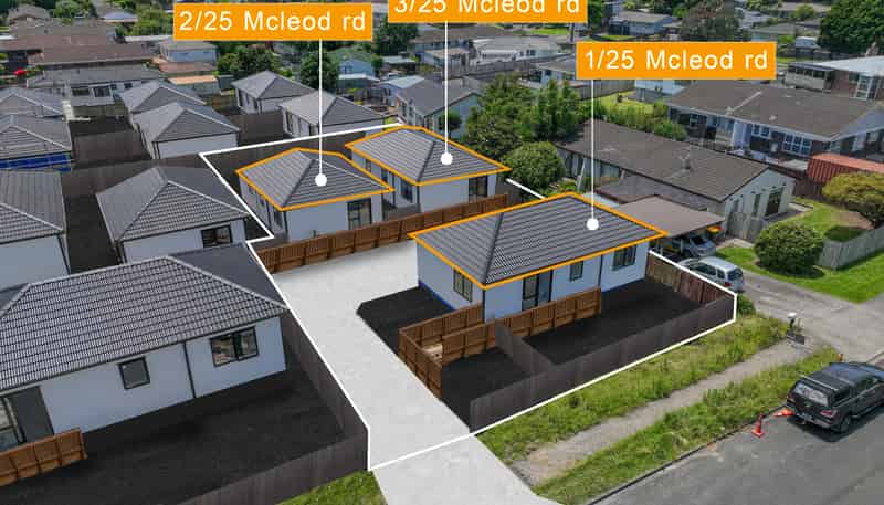 2/25 Mcleod Road, Weymouth