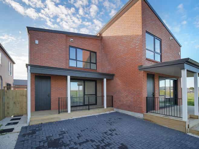 12 Waimarie Drive, Karaka