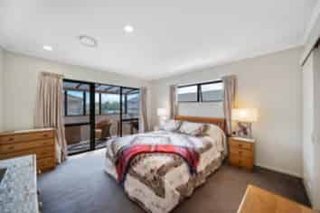 25A King George Avenue, Epsom