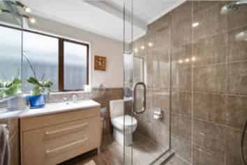 25A King George Avenue, Epsom