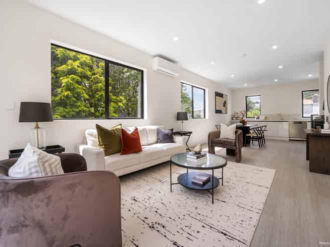 16F Sheridan Drive, New Lynn