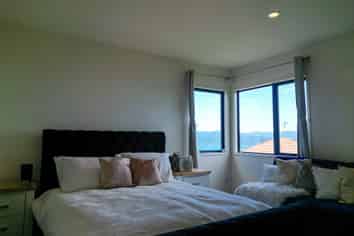 75A Dress Circle, Newlands