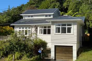 7 Crofton Road, Ngaio