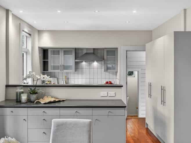 8 Crossfield Road, Glendowie