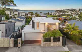 6A Dingle Road, Saint Heliers