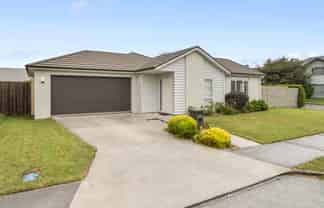 24 Hollowout Street, Takanini