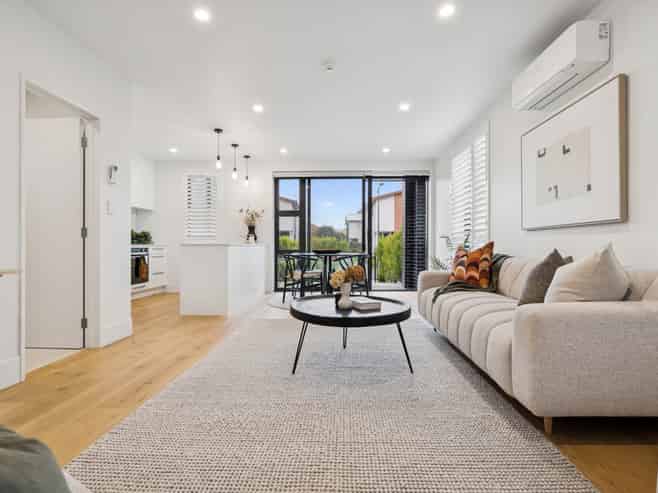 9B Treasury Place, Onehunga