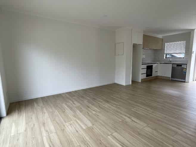 2/5 King Street, Papakura