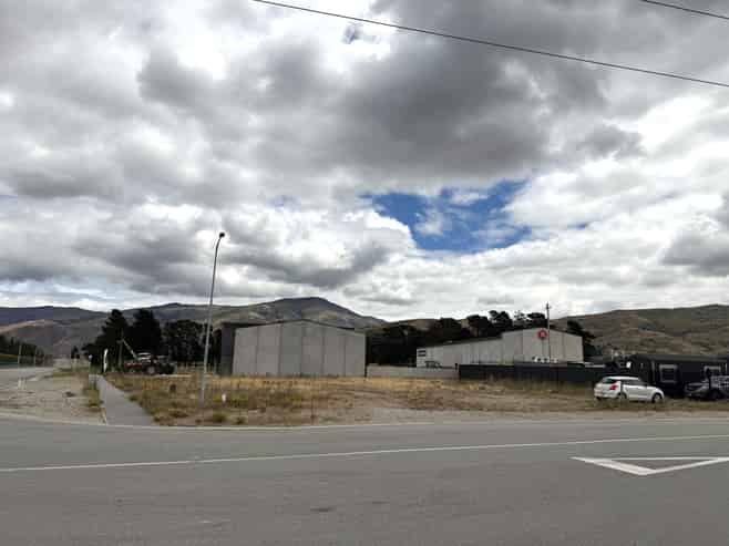 Prime industrial opportunity - corner site