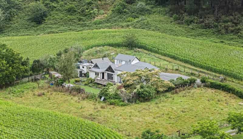 280 Kaitaringa Road, Aria