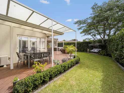 14 Suncrest Drive, West Harbour