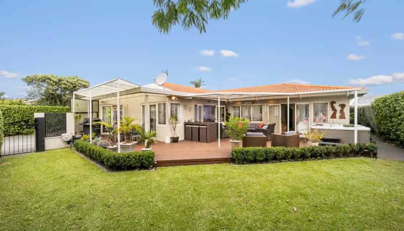 14 Suncrest Drive, West Harbour