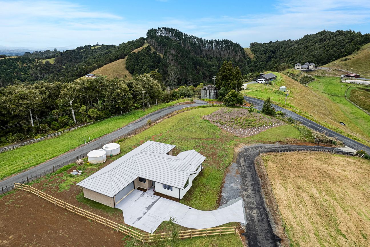 Escape to Country Elegance on Millington Road - Ansicht 4