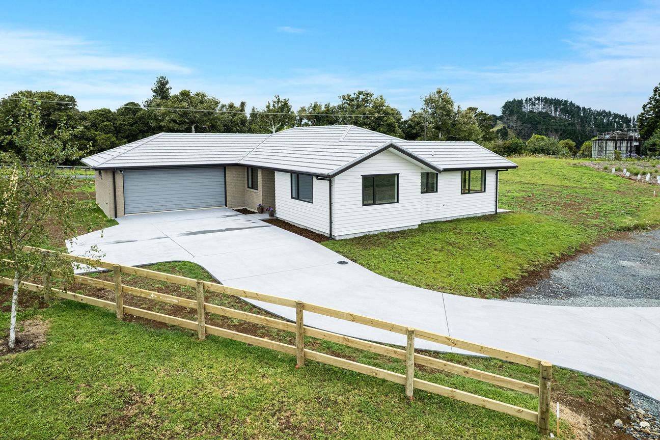 Escape to Country Elegance on Millington Road - Ansicht 3