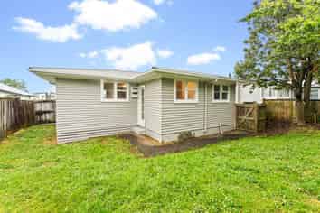 12D Elm Street, Avondale