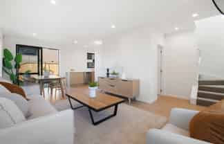 11 Huru Road, Flat Bush