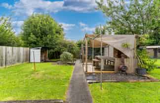 13 Burnett Street, Calton Hill