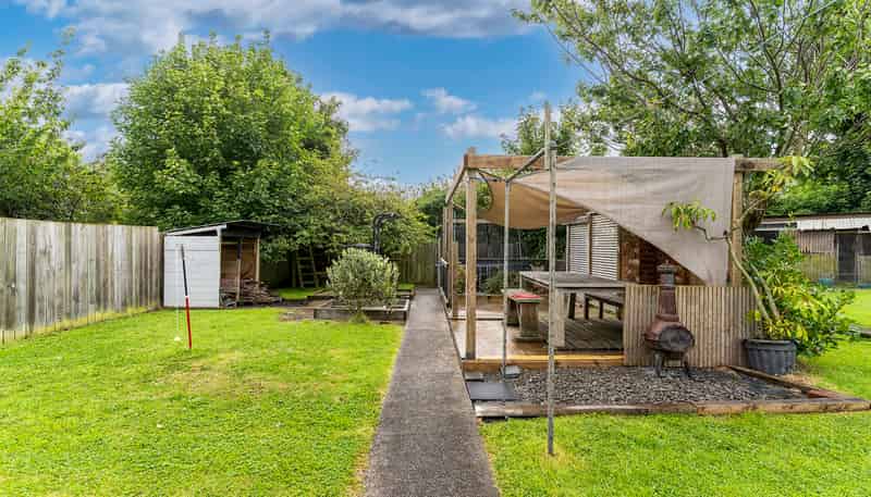 13 Burnett Street, Calton Hill