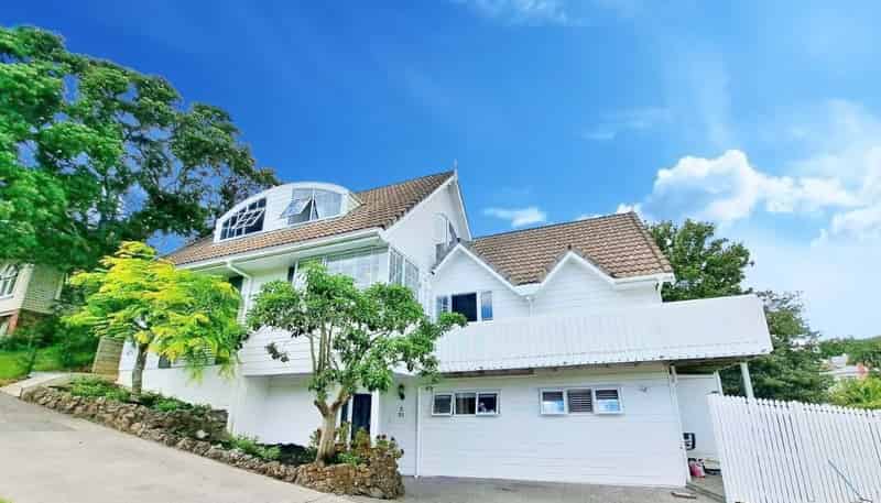 2/21 Kelvin Road, Remuera