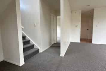 2/286 Richardson Road, Mount Roskill