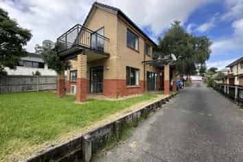 2/286 Richardson Road, Mount Roskill