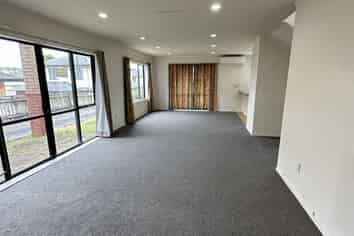 2/286 Richardson Road, Mount Roskill