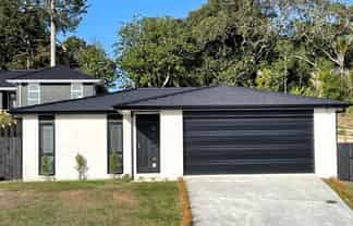 11 Royal St Annes Drive, Kamo