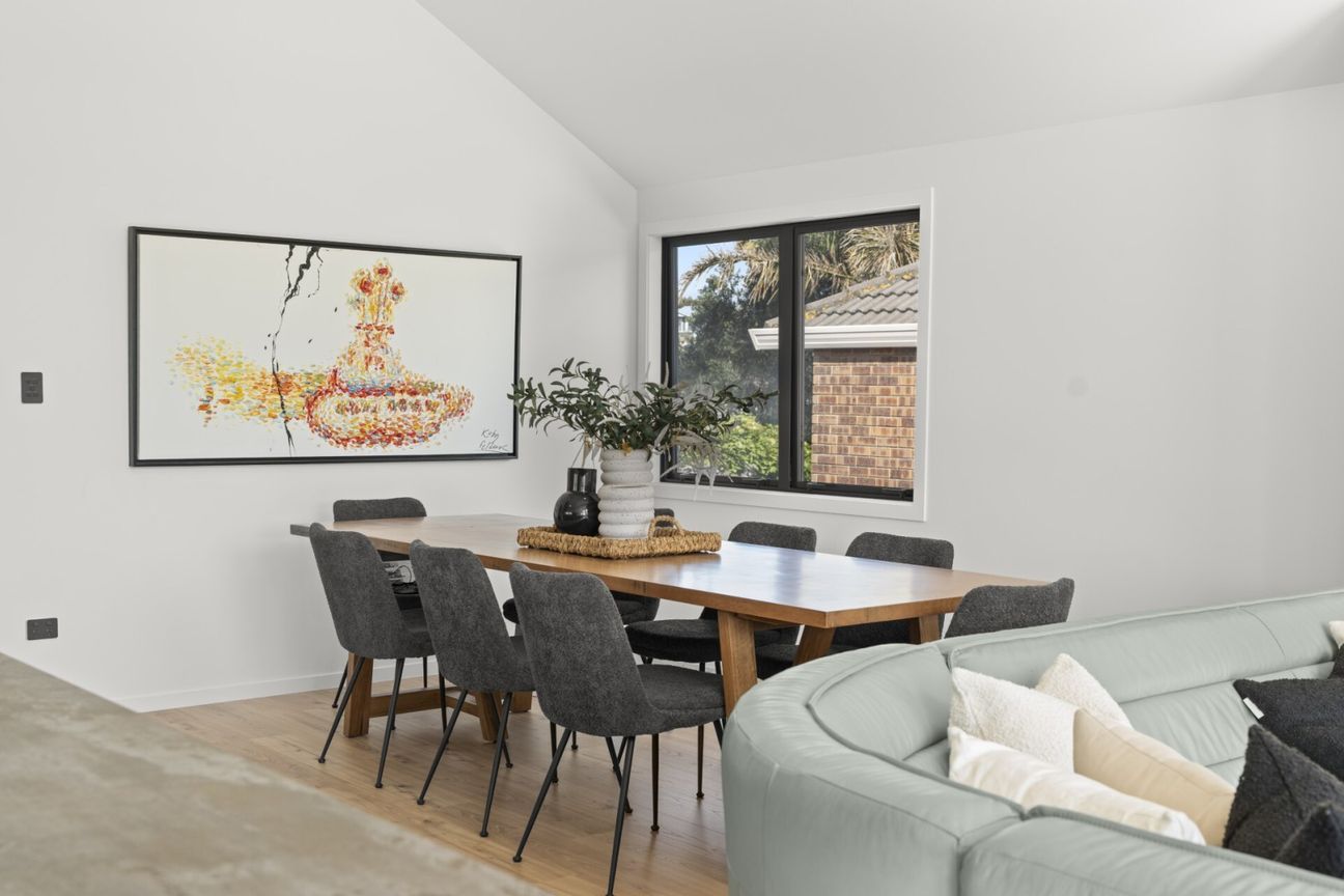 Timeless Design Meets Coastal Calm - Aanzicht 6