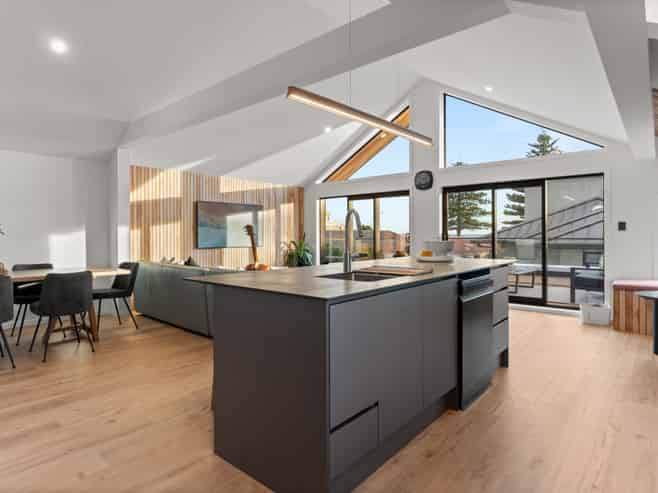 56B Marine Parade, Mount Maunganui