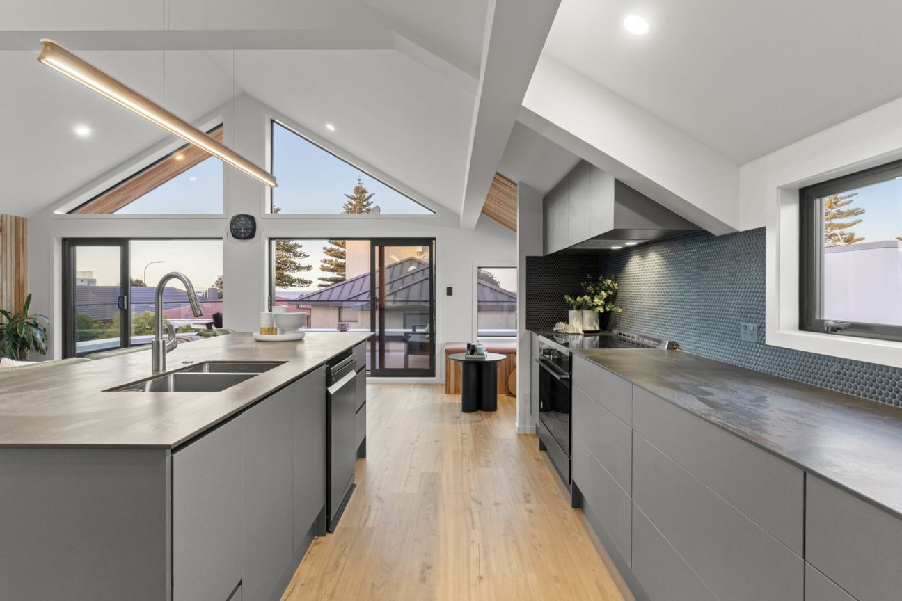 Timeless Design Meets Coastal Calm - Meer