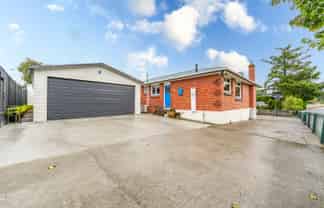 43a Maltby Avenue, West End