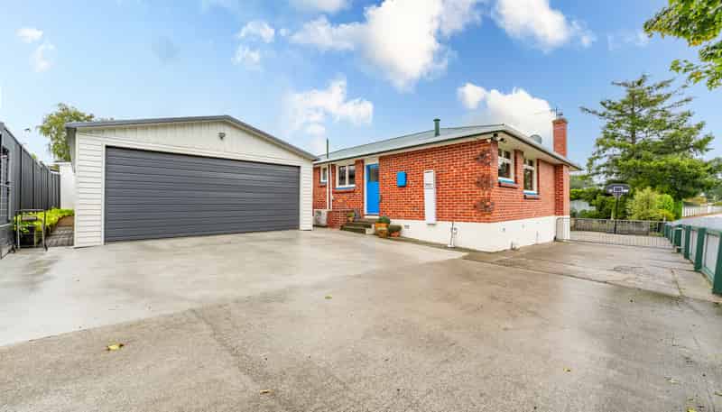 43a Maltby Avenue, West End