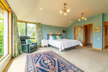 251 Pages Road, Gleniti