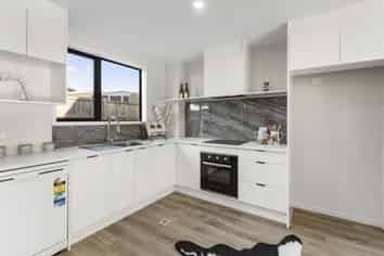 30 Tawa Crescent, Manurewa