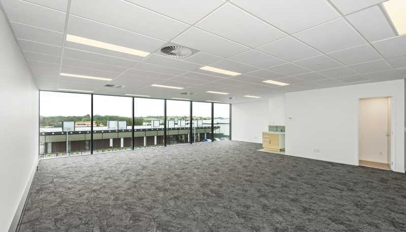 2/5 Northside Drive, Westgate
