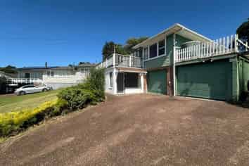 11 Jasmine Place , Blockhouse Bay