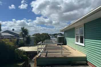 11 Jasmine Place , Blockhouse Bay