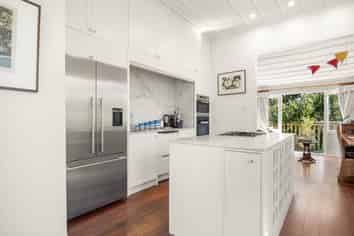 104 Bassett Road, Remuera