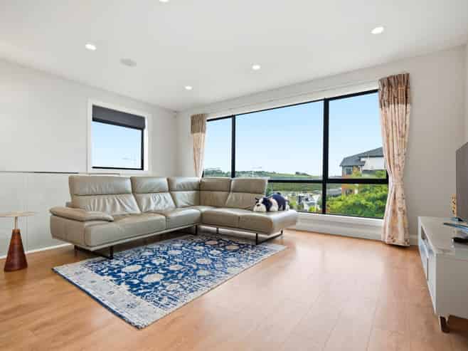 18 Cavalli Road, Long Bay