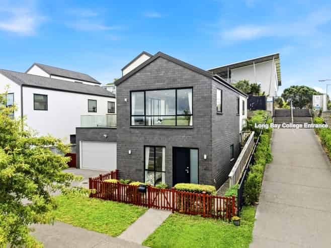 18 Cavalli Road, Long Bay