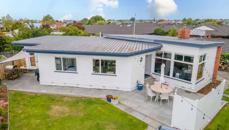 2 Paignton Street, West End