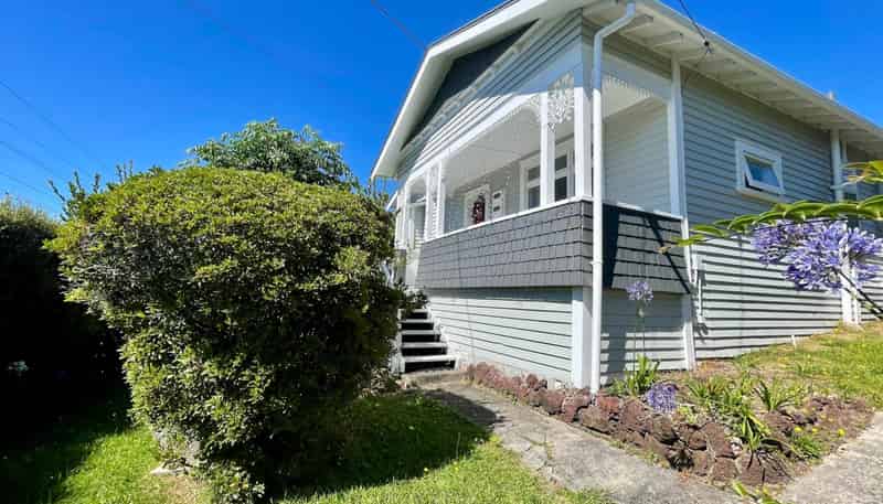 11 Huka Road, Birkenhead