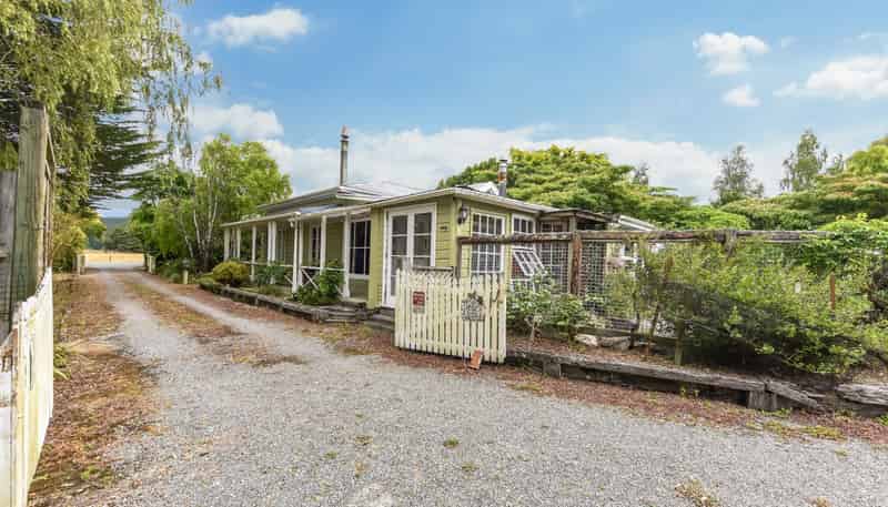 608 Wakefield-Kohatu Highway, Wakefield