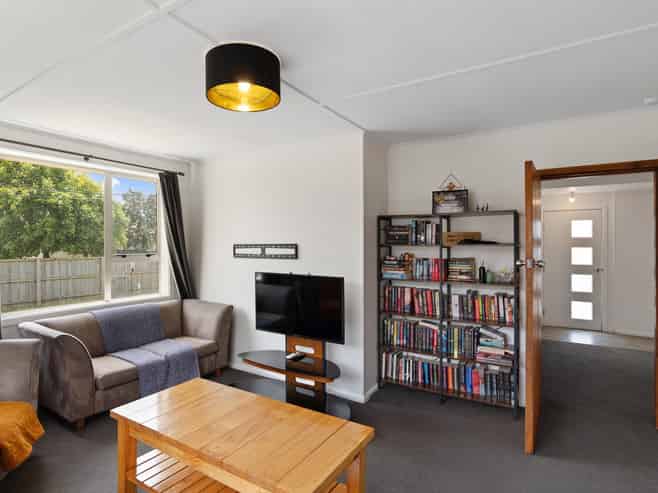 20 Orontes Street, Shirley